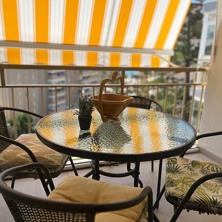 Apartamento Kristie フエンヒロラ エクステリア 写真