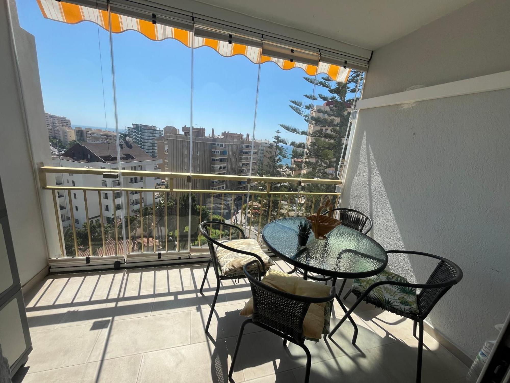 Apartamento Kristie フエンヒロラ エクステリア 写真