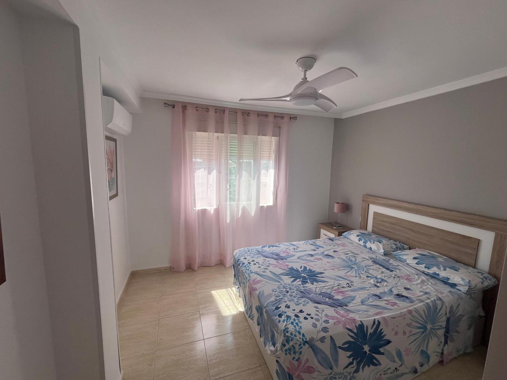Apartamento Kristie フエンヒロラ エクステリア 写真